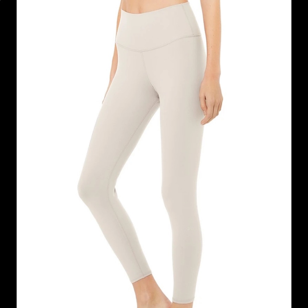ALO yoga 7/8 length high waisted airbrush leggings
